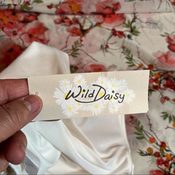 Wild Daisy Maxi Strapless Floral Dress - Picture 15 of 15